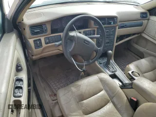 1998 Volvo S70 z VIN YV1LS5640W2431881, wystawiony jako Copart lot #53925195 z przebiegiem Nie podano mil oraz Czysty tytuł • Clean title. Historia ofert i sprzedaży dostępna na DreamBid. Obrazek 8.