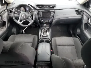 2020 Nissan Rogue SV z VIN KNMAT2MT7LP522633, wystawiony jako Copart lot #53242945 z przebiegiem 126 468 mil mil oraz Szkoda całkowita • Salvage title. Historia ofert i sprzedaży dostępna na DreamBid. Obrazek 8.