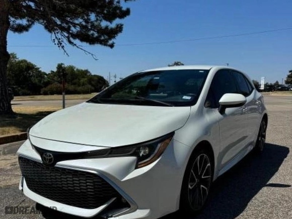2020 Toyota Corolla Hatchback XSE with VIN JTNA4RBEXL3090391, listed as a Copart auction lot 72217164 with 88,330 mi miles and Clean Title. Bid and sale history available at carsss.com. Image 2.