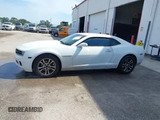2011 Chevrolet Camaro 1LT с VIN 2G1FB1ED1B9121112, выставлен на аукционе IAAI как лот 42350167 с пробегом 288 506 миль миль и . История ставок и продаж доступна на DreamBid. Изображение 14.