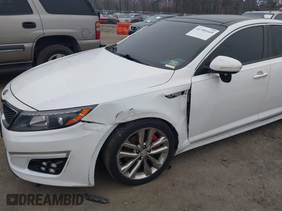 2015 Kia Optima SX Turbo with VIN 5XXGR4A63FG468701, listed as a IAAI auction lot 41789169 with 112,732 mi miles. Bid and sale history available at carsss.com. Image 6.