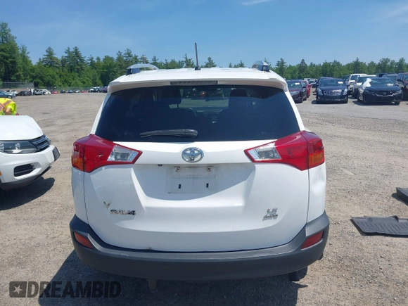 2015 Toyota RAV4 LE with VIN 2T3BFREV6FW230985, listed as a IAAI auction lot 42483966 with 189,246 mi miles and . Bid and sale history available at DreamBid. Image 17.