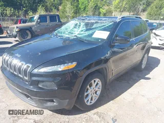 2018 Jeep Cherokee Latitude Plus z VIN 1C4PJLLB4JD537989, wystawiony jako IAAI lot #42066261 z przebiegiem 102 038 mil mil oraz . Historia ofert i sprzedaży dostępna na DreamBid. Obrazek 17.