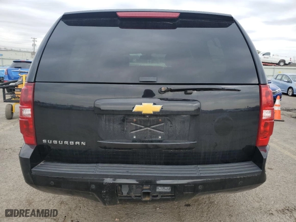 2014 Chevrolet Suburban LT with VIN 1GNSKJE72ER209751, listed as a Copart auction lot 50691865 with 222,811 mi miles and Salvage Title. Bid and sale history available at carsss.com. Image 6.