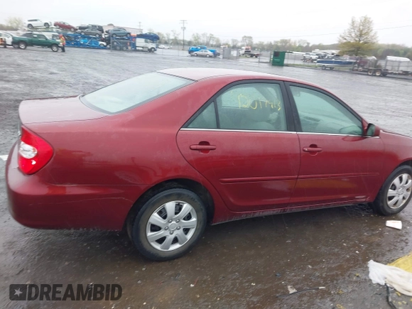 2004 Toyota Camry LE with VIN 4T1BE32K04U314445, listed as a IAAI auction lot 42017413 with 137,702 mi miles. Bid and sale history available at carsss.com. Image 14.