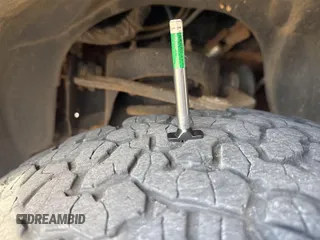 2013 Ford F-150 XL с VIN 1FTFX1CF7DKE84139, выставлен на аукционе IAAI как лот 42362614 с пробегом 228 784 миль миль и . История ставок и продаж доступна на DreamBid. Изображение 1.