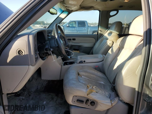 2002 Chevrolet Suburban LT with VIN 3GNEC16Z62G327193, listed as a Copart auction lot 78005674 with 241,106 mi miles and Salvage Title. Bid and sale history available at carsss.com. Image 7.
