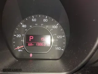 2015 Kia Soul ! with VIN KNDJX3A53F7187391, listed as a IAAI auction lot 41688836 with 138,637 mi miles. Bid and sale history available at carsss.com. Image 14.