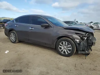 2014 Nissan Altima 2.5 with VIN 1N4AL3AP0EC287392, listed as a Copart auction lot 52261105 with 186,682 mi miles and Salvage Title. Bid and sale history available at carsss.com. Image 4.