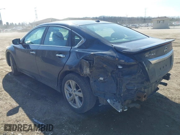 2013 Nissan Altima SV with VIN 1N4AL3AP0DN489975, listed as a IAAI auction lot 41797596 with 171,151 mi miles and . Bid and sale history available at carsss.com. Image 3.