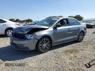 2016 Volkswagen Jetta Sport z VIN 3VWD17AJ3GM255731, wystawiony jako Copart lot #66216615 z przebiegiem 98 814 mil mil oraz Szkoda całkowita • Salvage title. Historia ofert i sprzedaży dostępna na DreamBid. Obrazek 1.