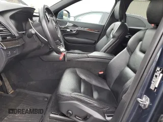2018 Volvo XC90 Momentum with VIN YV4A22PK0J1211421, listed as a Copart auction lot 47730625 with 63,101 mi miles and Salvage Title. Bid and sale history available at carsss.com. Image 7.