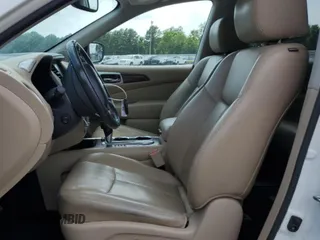 2018 Nissan Pathfinder S z VIN 5N1DR2MN9JC624870, wystawiony jako Copart lot #59740805 z przebiegiem 150 146 mil mil oraz Szkoda całkowita • Salvage title. Historia ofert i sprzedaży dostępna na DreamBid. Obrazek 7.