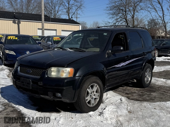 2004 Ford Escape Limited with VIN 1FMCU94144KA88842, listed as a IAAI auction lot 41643194 with 148,082 mi miles. Bid and sale history available at carsss.com. Image 2.