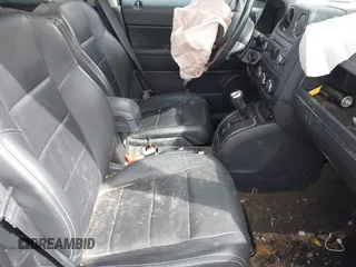 2017 Jeep Patriot High Altitude с VIN 1C4NJRFB5HD206001, выставлен на аукционе IAAI как лот 42000028 с пробегом 101 457 миль миль и . История ставок и продаж доступна на DreamBid. Изображение 5.