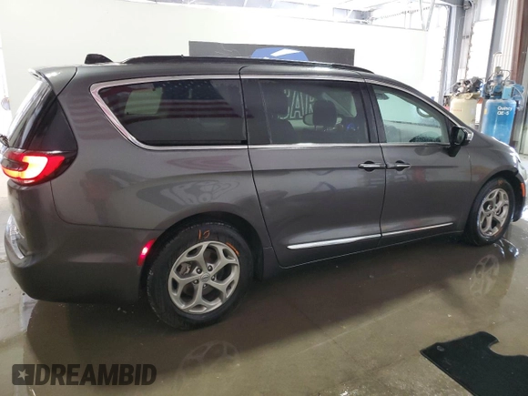 2023 Chrysler Pacifica Limited with VIN 2C4RC1GG8PR535410, listed as a Copart auction lot 60606085 with 74,370 mi miles and Clean title. Bid and sale history available at DreamBid. Image 3.