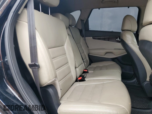 2017 Kia Sorento EX z VIN 5XYPHDA59HG246351, wystawiony jako Copart lot #58919185 z przebiegiem 119 615 mil mil oraz Czysty tytuł • Clean title. Historia ofert i sprzedaży dostępna na DreamBid. Obrazek 11.