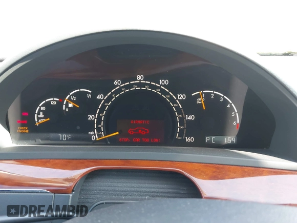2003 Mercedes-Benz S-Class 4.3L with VIN WDBNG70J23A336796, listed as a IAAI auction lot 41896565 with 259,164 mi miles. Bid and sale history available at carsss.com. Image 7.