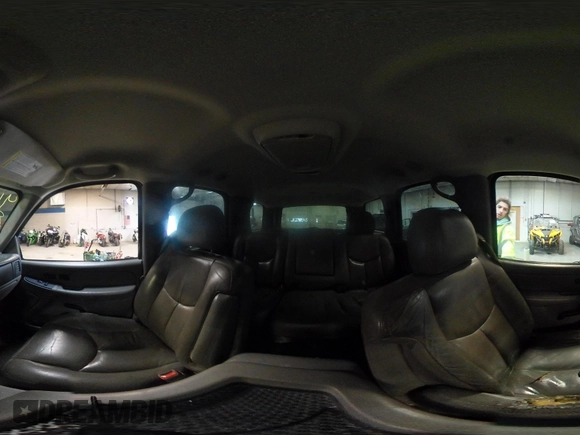 2004 GMC Yukon SLT with VIN 1GKEK13TX4J155865, listed as a IAAI auction lot 41758663 with 281,531 mi miles. Bid and sale history available at carsss.com. Image 19.
