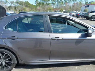 2023 Toyota Camry SE z VIN 4T1G11BK8PU080789, wystawiony jako IAAI lot #41706858 z przebiegiem 48 052 mil mil oraz . Historia ofert i sprzedaży dostępna na DreamBid. Obrazek 13.