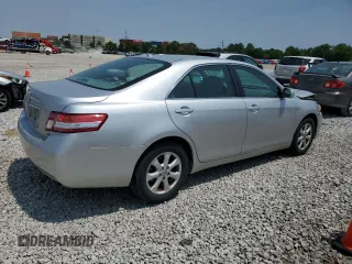 2011 Toyota Camry LE z VIN 4T4BF3EK0BR092145, wystawiony jako Copart lot #58713825 z przebiegiem 133 324 mil mil oraz Szkoda całkowita • Salvage title. Historia ofert i sprzedaży dostępna na DreamBid. Obrazek 3.