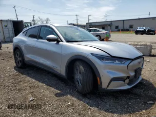 2021 Ford Mustang Mach-E Select z VIN 3FMTK1SS5MMA49169, wystawiony jako Copart lot #54098855 z przebiegiem 52 363 mil mil oraz Szkoda całkowita • Salvage title. Historia ofert i sprzedaży dostępna na DreamBid. Obrazek 4.