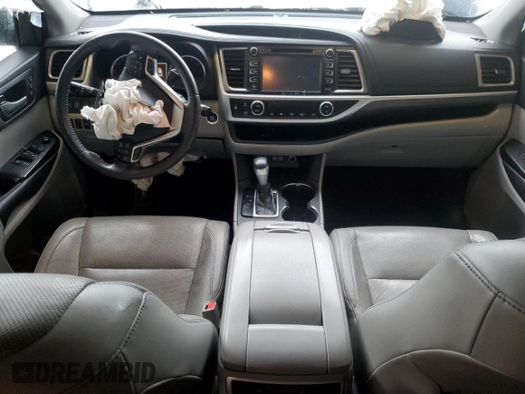 2018 Toyota Highlander Limited with VIN 5TDDZRFH0JS491953, listed as a Copart auction lot 58391675 with 212,019 mi miles and Salvage title. Bid and sale history available at DreamBid. Image 8.
