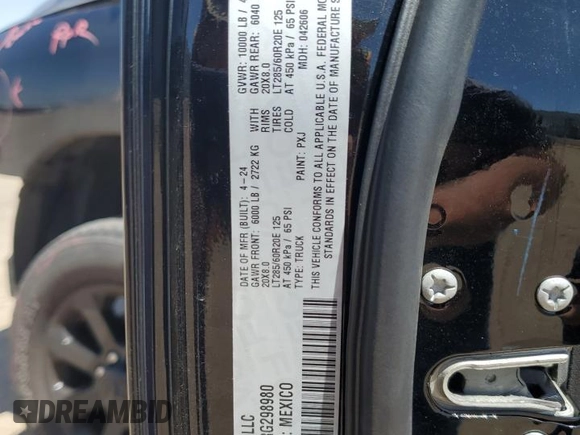 2024 Ram 2500 Big Horn z VIN 3C6UR5DL0RG298980, wystawiony jako Copart lot #59117305 z przebiegiem 16 610 mil mil oraz Szkoda całkowita • Salvage title. Historia ofert i sprzedaży dostępna na DreamBid. Obrazek 13.