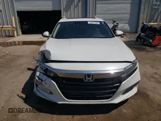 2019 Honda Accord EX z VIN 1HGCV1F43KA091729, wystawiony jako Copart lot #55897535 z przebiegiem 188 932 mil mil oraz Szkoda całkowita • Salvage title. Historia ofert i sprzedaży dostępna na DreamBid. Obrazek 5.