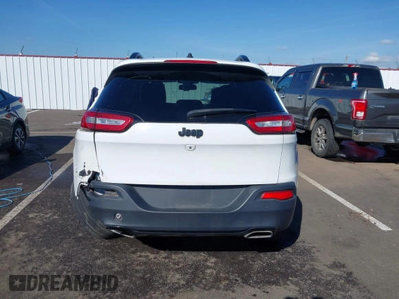 2018 Jeep Cherokee Latitude with VIN 1C4PJLCX9JD523890, listed as a IAAI auction lot 41741698 with 67,043 mi miles. Bid and sale history available at carsss.com. Image 17.