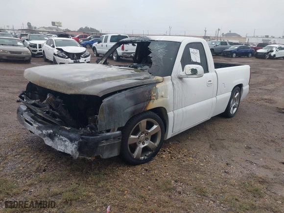 2006 Chevrolet Silverado 1500 LS with VIN 1GCEC14V36Z284351, listed as a IAAI auction lot 41370473 with 1 mi miles. Bid and sale history available at carsss.com. Image 2.