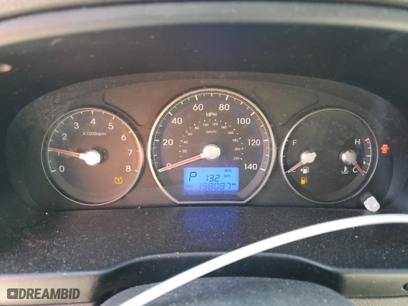 2011 Hyundai Santa Fe GLS with VIN 5XYZGDAB3BG063701, listed as a Copart auction lot 50122635 with 198,087 mi miles and Clean Title. Bid and sale history available at carsss.com. Image 9.