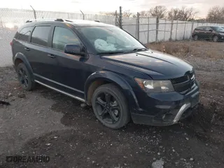 2018 Dodge Journey Crossroad with VIN 3C4PDDGG1JT528213, listed as a IAAI auction lot 40883314 with 64,987 mi miles. Bid and sale history available at carsss.com. Image 1.