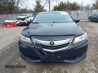 2013 Acura ILX with VIN 19VDE1F33DE003359, listed as a IAAI auction lot 41628219 with 167,171 mi miles. Bid and sale history available at carsss.com. Image 10.