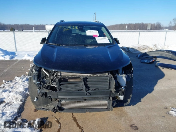2020 Chevrolet Equinox LT with VIN 3GNAXLEX9LL251041, listed as a IAAI auction lot 41335095 with 74,444 mi miles. Bid and sale history available at carsss.com. Image 13.