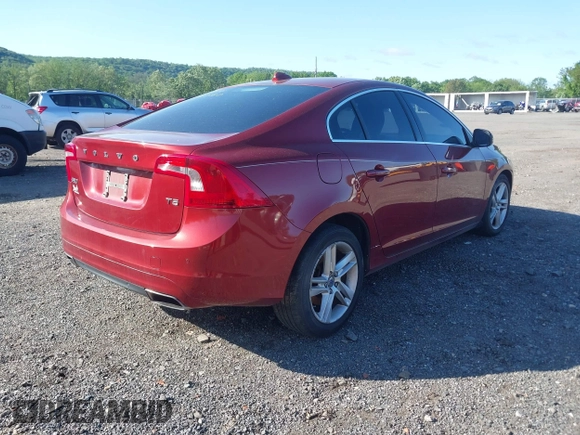 2015 Volvo S60 T5 Drive-E Premier с VIN YV126MFK3F1344944, выставлен на аукционе IAAI как лот 42305253 с пробегом 244 397 миль миль и . История ставок и продаж доступна на DreamBid. Изображение 4.