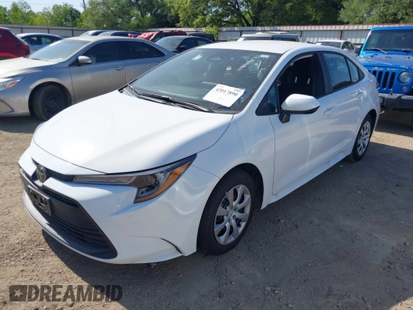 2025 Toyota Corolla LE z VIN 5YFB4MDE2SP274691, wystawiony jako IAAI lot #42017890 z przebiegiem 2 738 mil mil oraz . Historia ofert i sprzedaży dostępna na DreamBid. Obrazek 2.