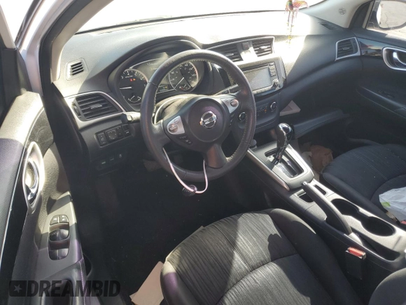 2017 Nissan Sentra SV z VIN 3N1AB7AP9HL670103, wystawiony jako Copart lot #52200345 z przebiegiem 129 988 mil mil oraz Szkoda całkowita • Salvage title. Historia ofert i sprzedaży dostępna na DreamBid. Obrazek 8.