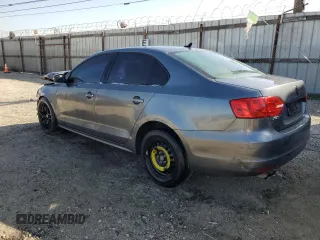 2013 Volkswagen Jetta Sedan SE with VIN 3VWDP7AJ4DM427114, listed as a Copart auction lot 52038615 with 186,429 mi miles and Salvage Title. Bid and sale history available at carsss.com. Image 2.