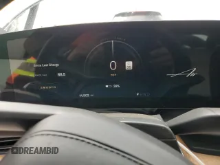 2022 Lucid Air Grand Touring z VIN 50EA1GBA6NA002123, wystawiony jako Copart lot #54435935 z przebiegiem 14 902 mil mil oraz Szkody całkowita. Historia ofert i sprzedaży dostępna na DreamBid. Obrazek 9.