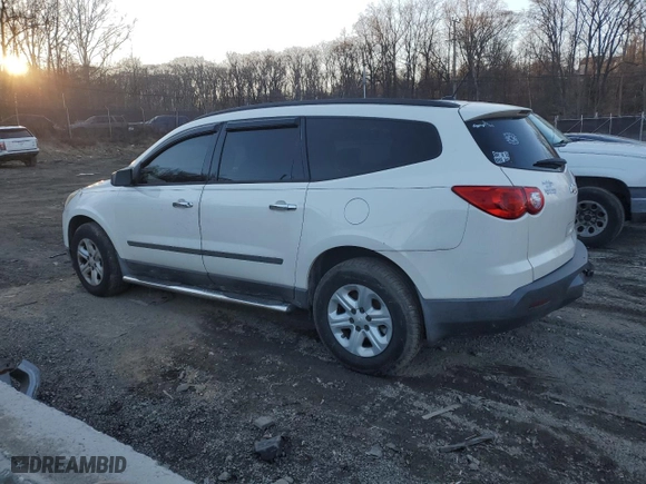 2010 Chevrolet Traverse LS with VIN 1GNLREED1AJ236350, listed as a Copart auction lot 46240835 with 0 mi miles and Salvage Title. Bid and sale history available at carsss.com. Image 2.