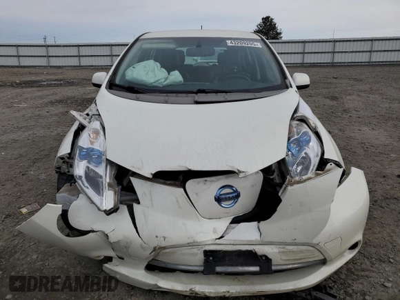 2016 Nissan LEAF SL with VIN 1N4BZ0CP8GC313416, listed as a Copart auction lot 43209205 with 30,845 mi miles and Salvage Title. Bid and sale history available at carsss.com. Image 5.