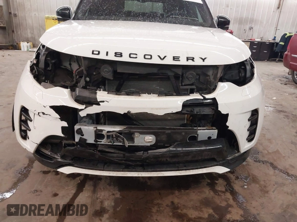 2022 Land Rover Discovery with VIN SALRT2EX0N2464071, listed as a IAAI auction lot 41140607 with 50,671 mi miles and . Bid and sale history available at DreamBid. Image 6.
