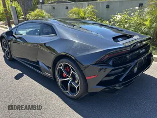 2021 Lamborghini Huracan z VIN ZHWUF5ZFXMLA16208, wystawiony jako IAAI lot #42254891 z przebiegiem 13 545 mil mil oraz . Historia ofert i sprzedaży dostępna na DreamBid. Obrazek 3.