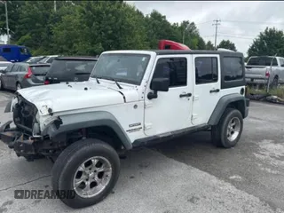 2013 Jeep Wrangler Unlimited Sport with VIN 1C4BJWDG6DL582321, listed as a Copart auction lot 61109125 with 182,953 mi miles and Clean title. Bid and sale history available at DreamBid. Image 2.