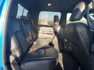 2021 Ram 2500 Big Horn z VIN 3C6UR5DL2MG643385, wystawiony jako Copart lot #48522665 z przebiegiem 46 479 mil mil oraz Szkoda całkowita • Salvage title. Historia ofert i sprzedaży dostępna na DreamBid. Obrazek 11.
