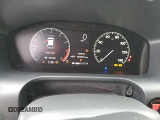 2024 Honda HR-V LX with VIN 3CZRZ1H36RM751836, listed as a Copart auction lot 85011614 with 4,452 mi miles and Salvage Title. Bid and sale history available at DreamBid. Image 9.