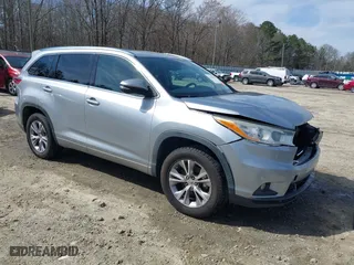 2014 Toyota Highlander XLE with VIN 5TDKKRFH9ES031689, listed as a IAAI auction lot 41614992 with 175,162 mi miles. Bid and sale history available at carsss.com. Image 1.