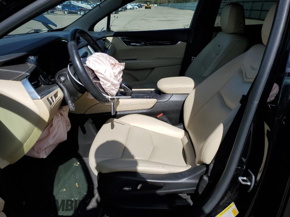 2019 Cadillac XT5 AWD z VIN 1GYKNBRSXKZ194538, wystawiony jako Copart lot #47940475 z przebiegiem 47 571 mil mil oraz Szkoda całkowita • Salvage title. Historia ofert i sprzedaży dostępna na DreamBid. Obrazek 7.