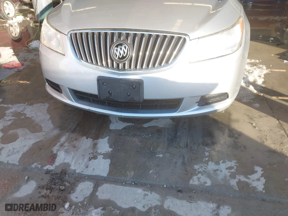 2013 Buick LaCrosse with VIN 1G4GA5E30DF289018, listed as a IAAI auction lot 41245137 with 183,772 mi miles. Bid and sale history available at carsss.com. Image 6.